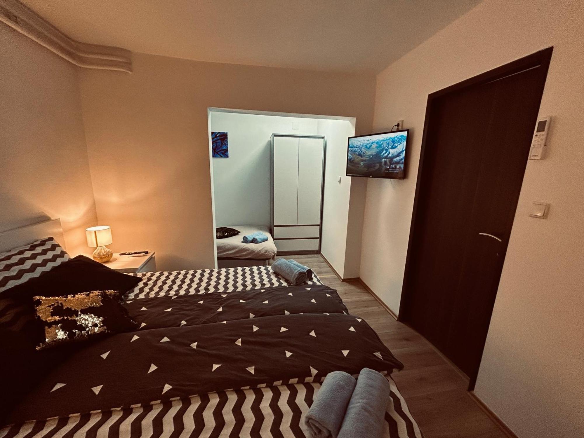 Apartment In Time Сесвете Екстериор снимка